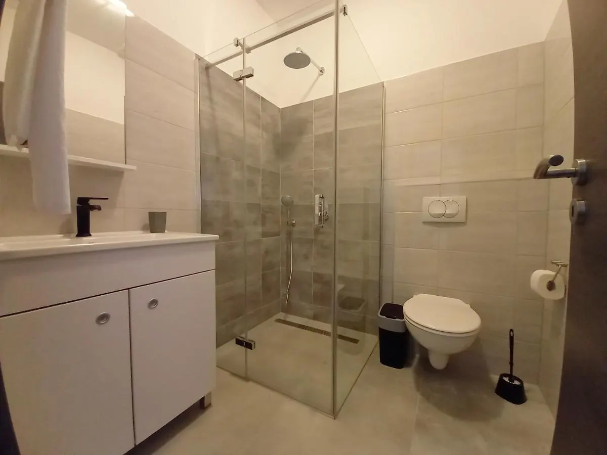 Beautiful Villa With Private Pool On Peaceful Location, Village Sveti Kirin Vodnjan Kroatien