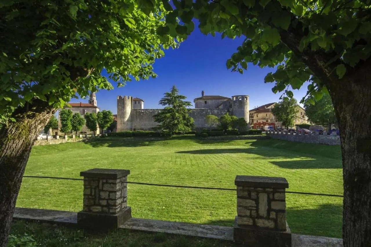 Beautiful Villa With Private Pool On Peaceful Location, Village Sveti Kirin Vodnjan