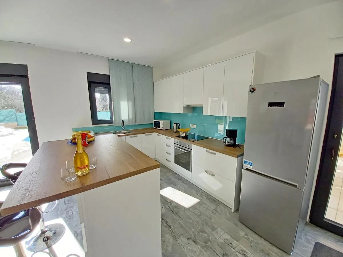 Beautiful Villa With Private Pool On Peaceful Location, Village Sveti Kirin Vodnjan 0*,
